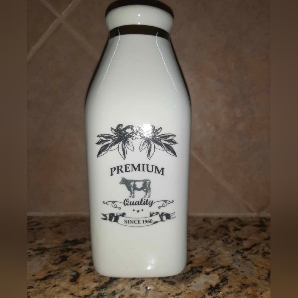 Vintage Fitz & Floyd Premium White Milk Bottle Ceramic approx 9" tall 3.5" base